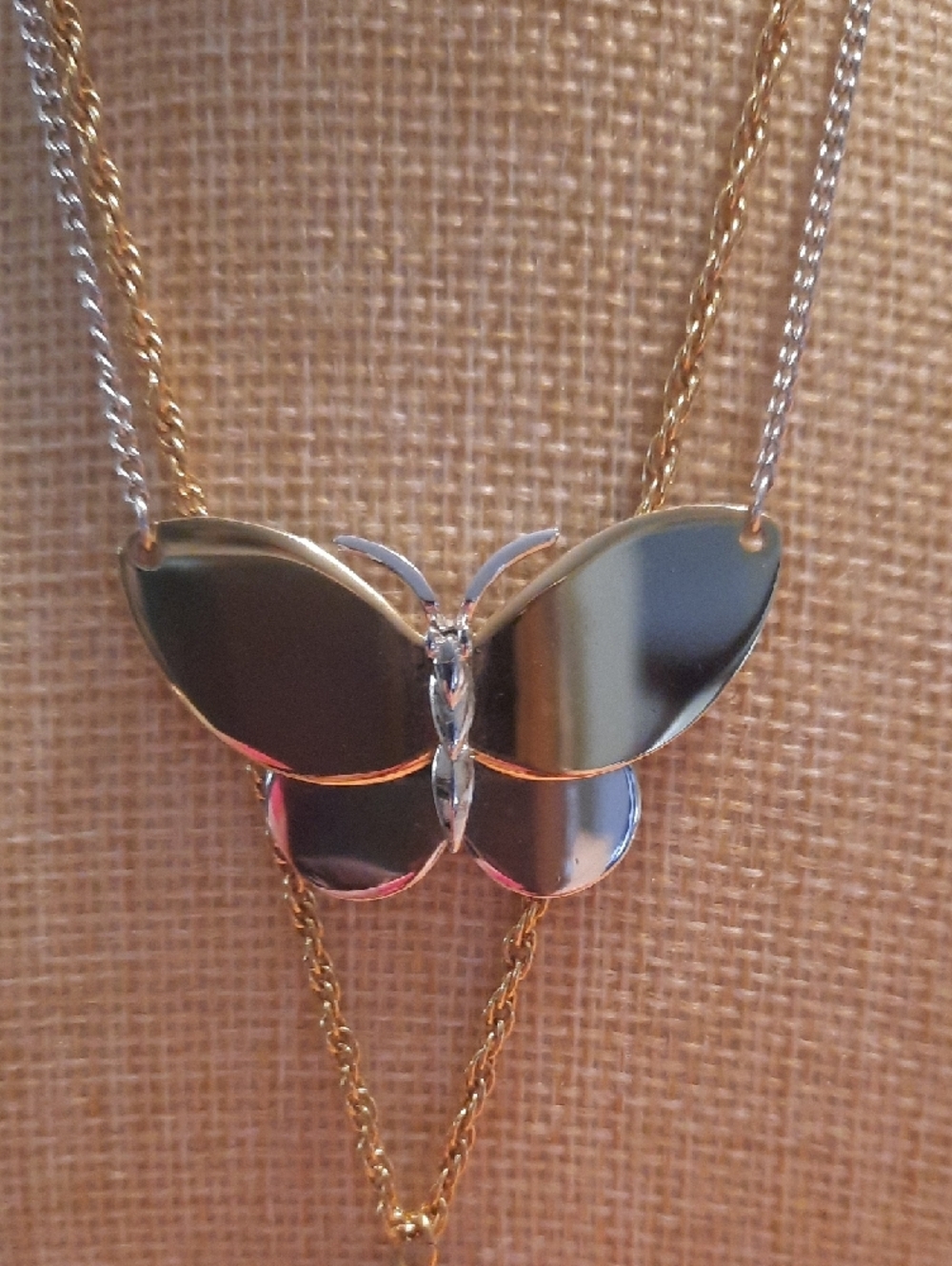 Avon Gold Butterfly Layered Necklace with Purple Drops - Picture 2 of 3